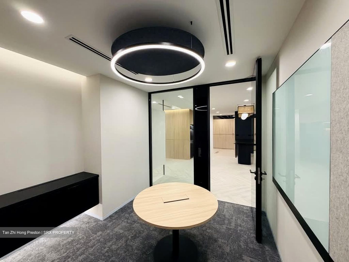 Chevron House (D1), Office #588635721